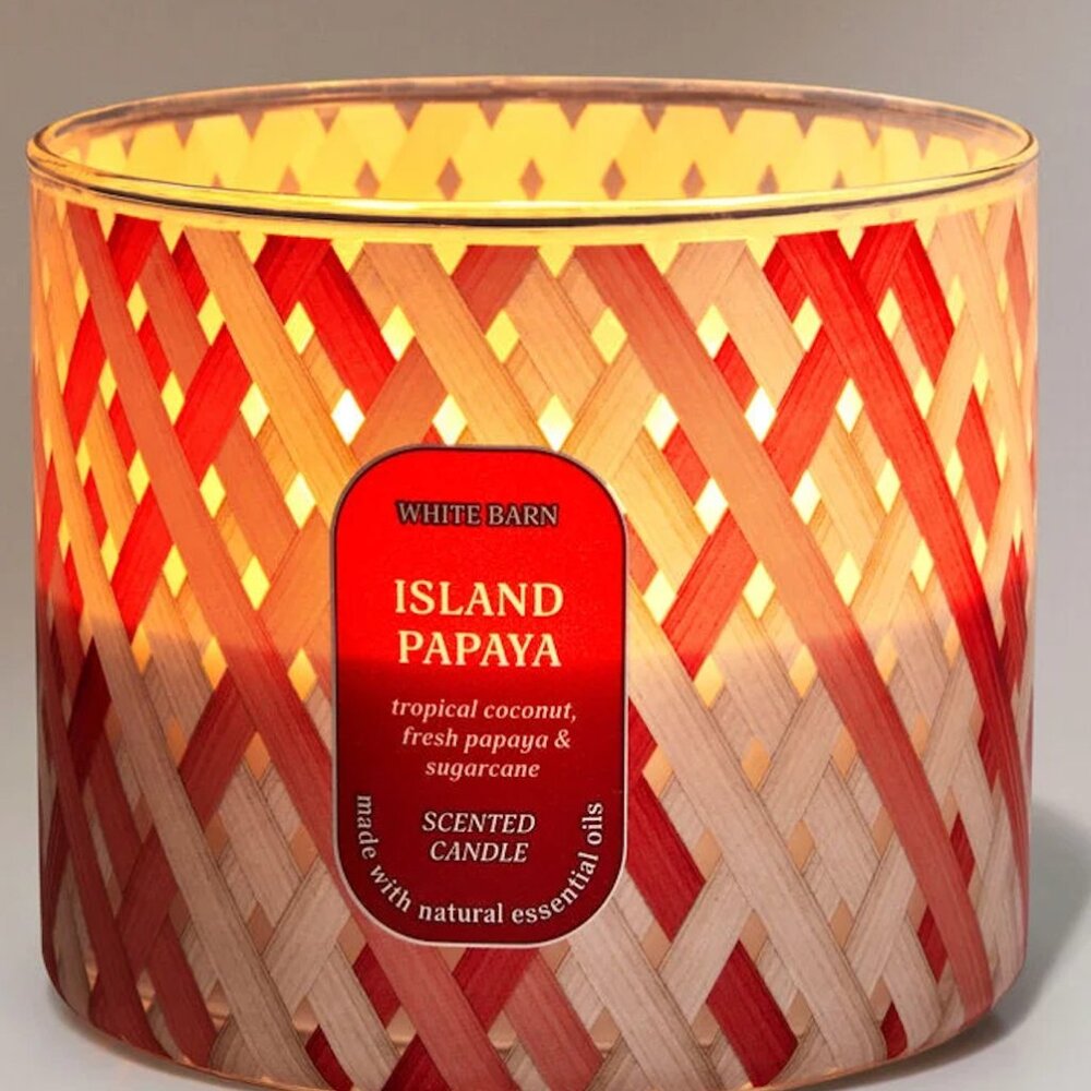 New Bath and Body Works' NIB Island Papaya 3 wick candle 14.5oz